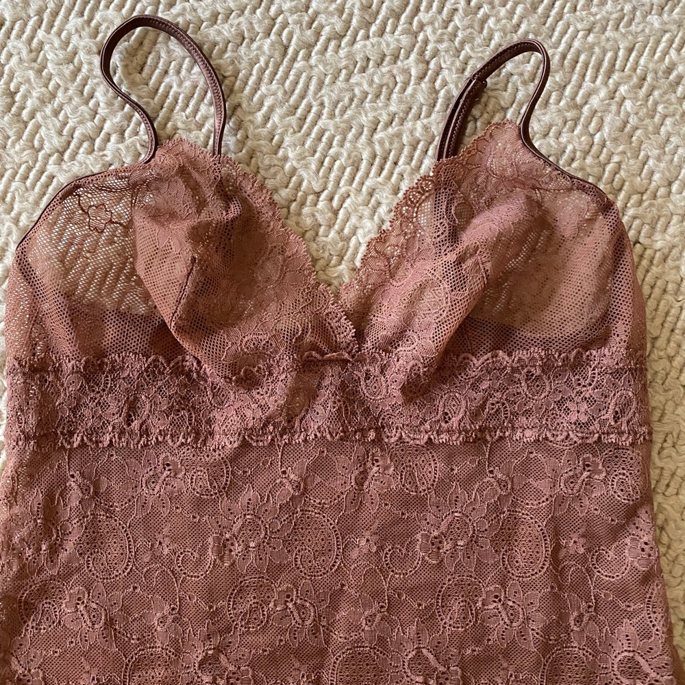 NWOT Victoria’s Secret Floral Lace Camisole - S - Picture 3 of 7
